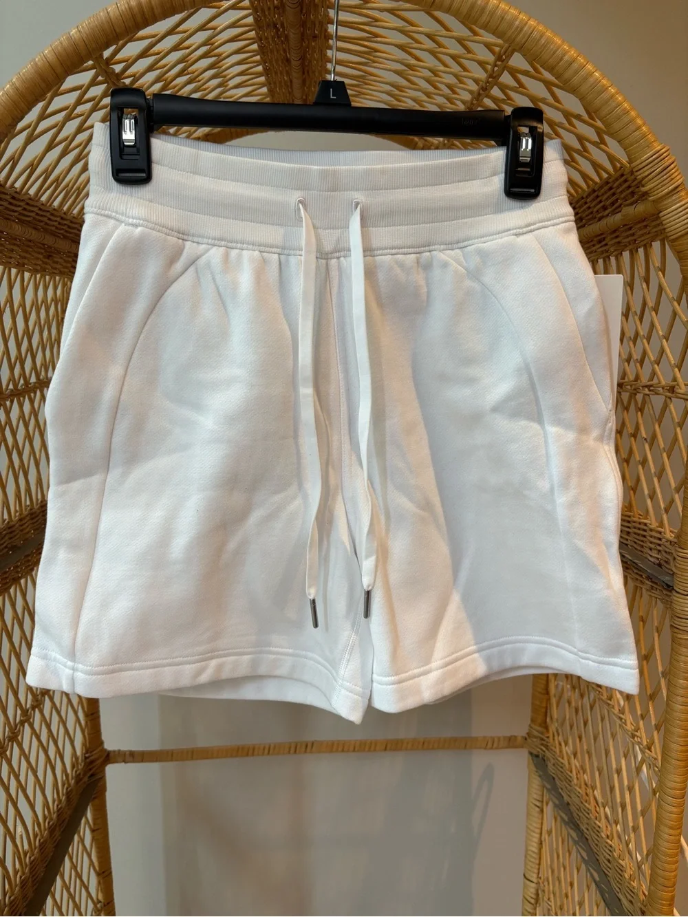 NWT lululemon scuba high rise short